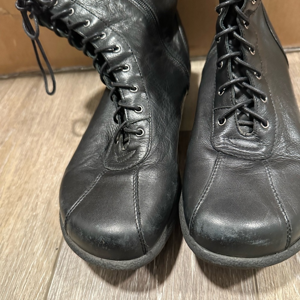 Dansko Lace Up Mid-Calf Boots Flat Side Zipper Black Leather Womens Size 10